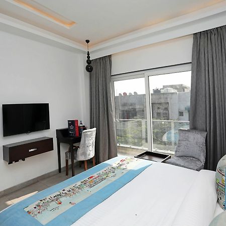 Oyo 11071 Hotel Tisya Delhi  Esterno foto